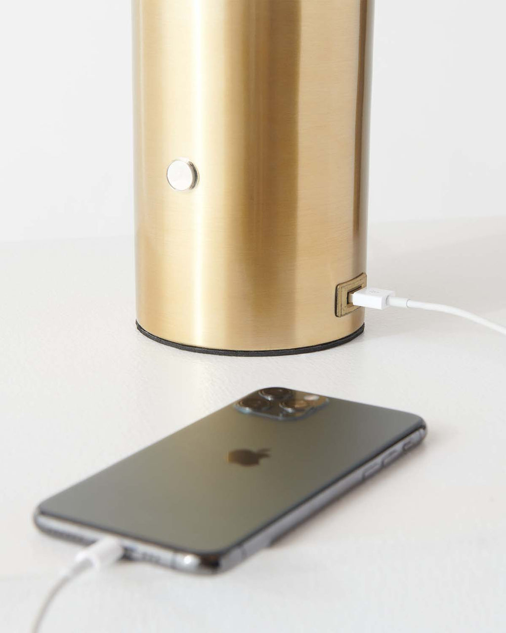 Kai USB Table Lamp