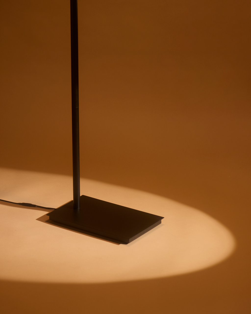 Linden Floor Lamp