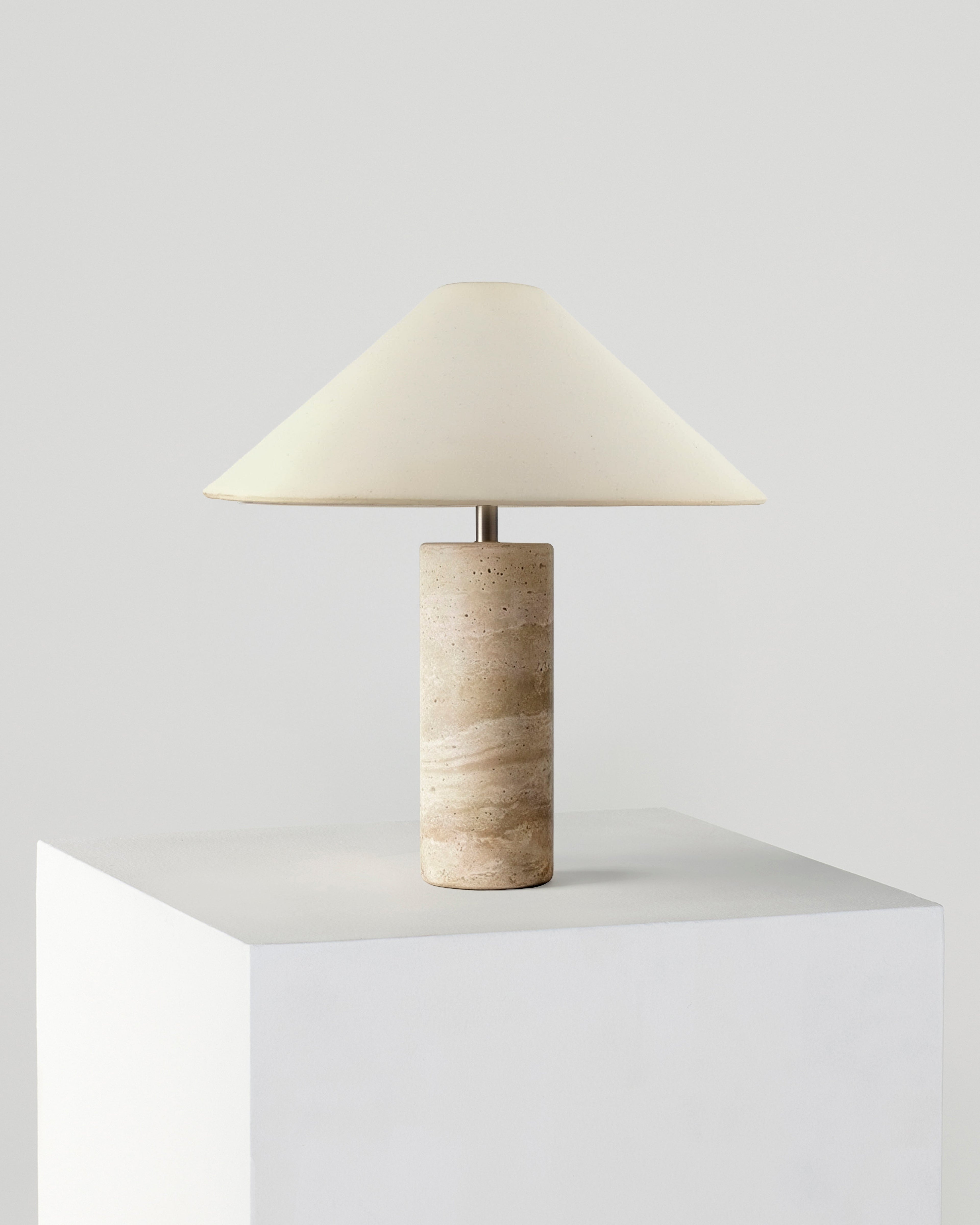 Runo Table Lamp